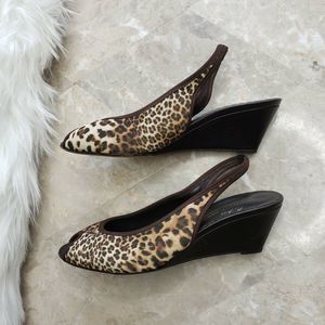 Vintage DONALD J. PLINER Rasy Wedge Sandals Leopard 7.5